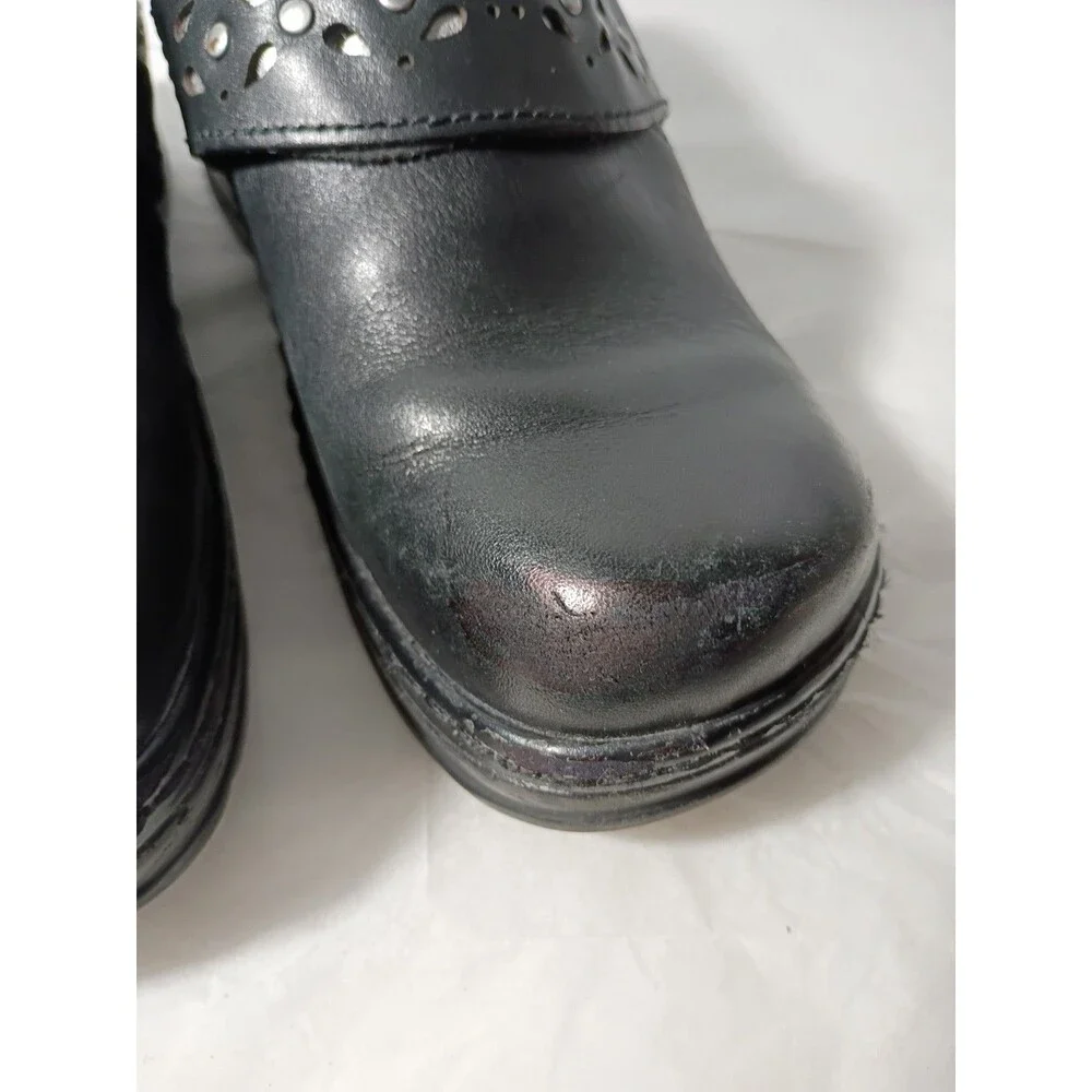 Klogs Woman 7.5 Leather Upper Slip On black Wedge Clogs workwear casual comfort